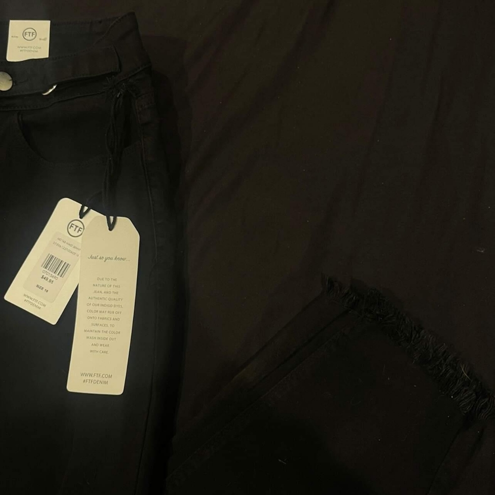 Black Jeans